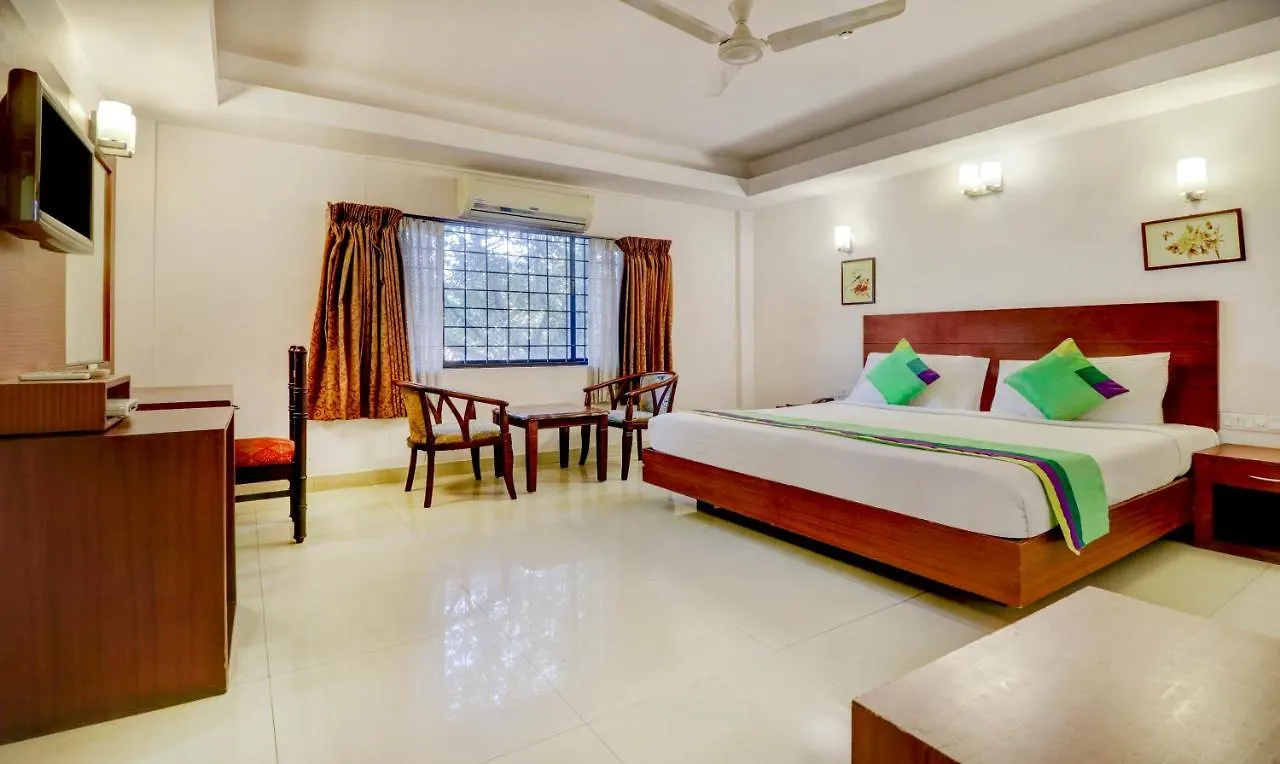 Treebo Trend Central Hotel Museum Road location
